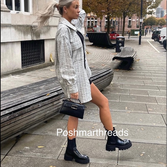 Zara vegan leather chunky lug sole boots - Picture 11 of 12